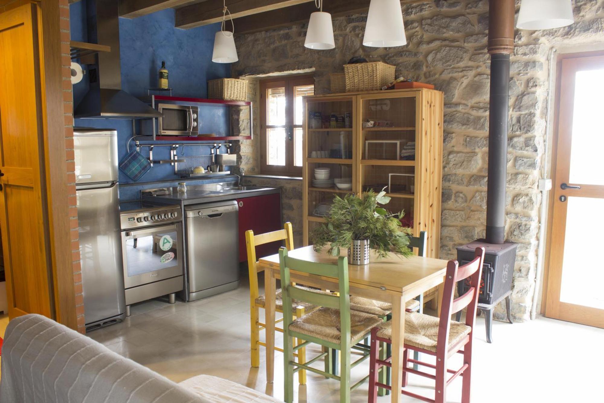 Вилла Casa Nel Bosco Sul Golfo Dei Poeti - Cipressi Монте-Марчелло Экстерьер фото